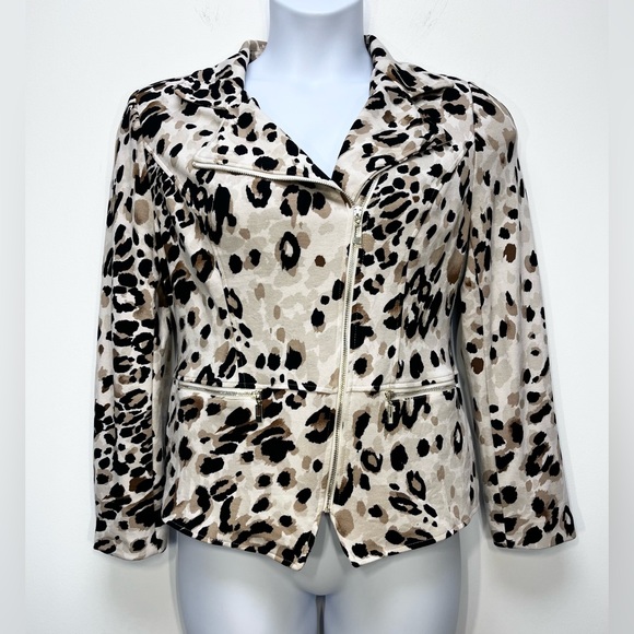 Chico's 1 Moto Asymmetrical Zip Front Blazer Jacket in Beige Leopard Print - Picture 3 of 15